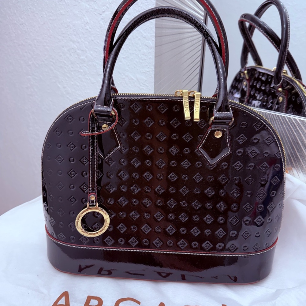 Arcadia Black Satchel NEW WOT Stunning BEAUTIFUL BAG!!